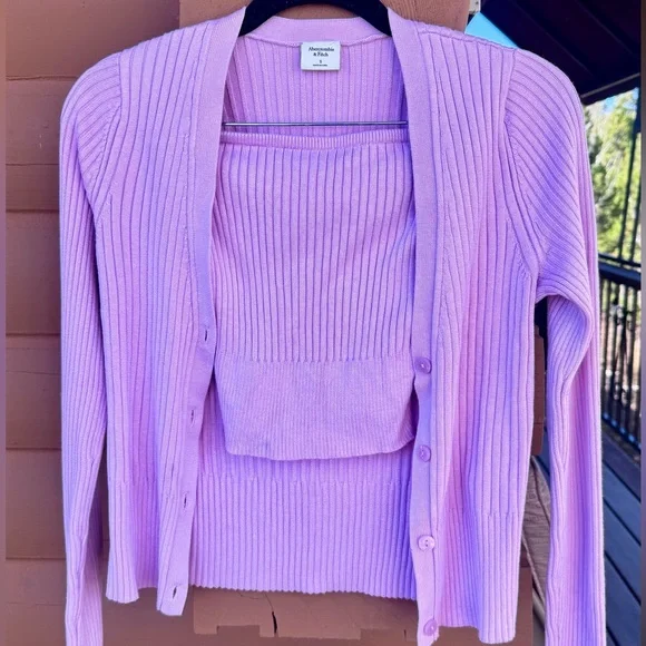 Abercrombie Ribbed Knit Cardigan Set - Picture 5 of 13